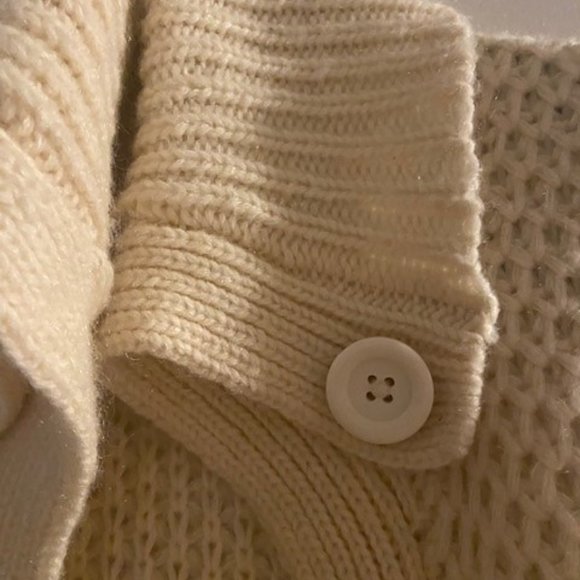 BCBGMAXAZRIA - Picture 6 of 7
